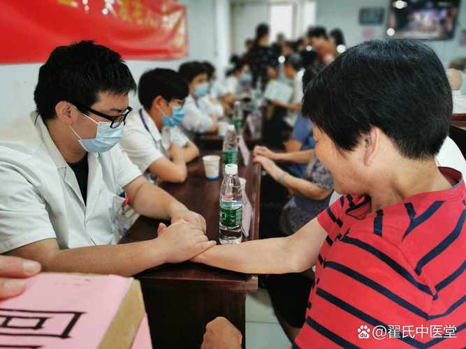 白衣执甲，何惧流言——对“持证免费咨询”遭遇不解的思考